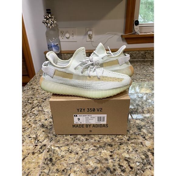 DS Adidas Yeezy 350 v2 Hyperspace Men’s Size 9 *SHIPS FAST* main image 10